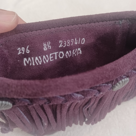 Minnetonka Suede Fringe Booties - Picture 4 of 8
